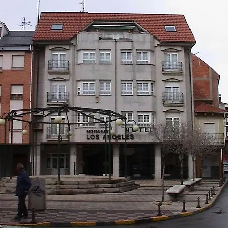Hotel Angeles 2*