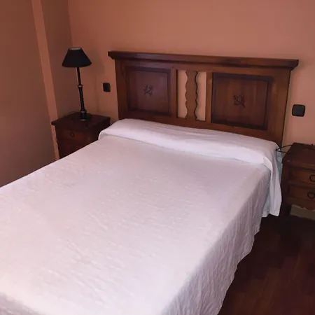 Отель Angeles 2*