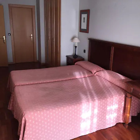 Angeles Hotel