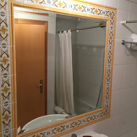 Angeles Hotel La Bañeza